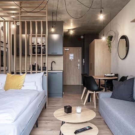 Przy Lotnisku Wroclaw Dış mekan fotoğraf